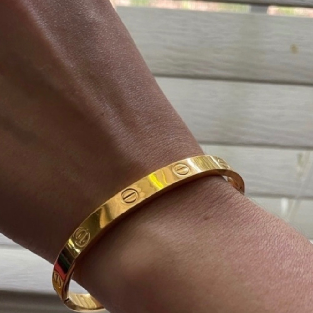 Cartier Aldo Cipullo Love Bracelet-Medium